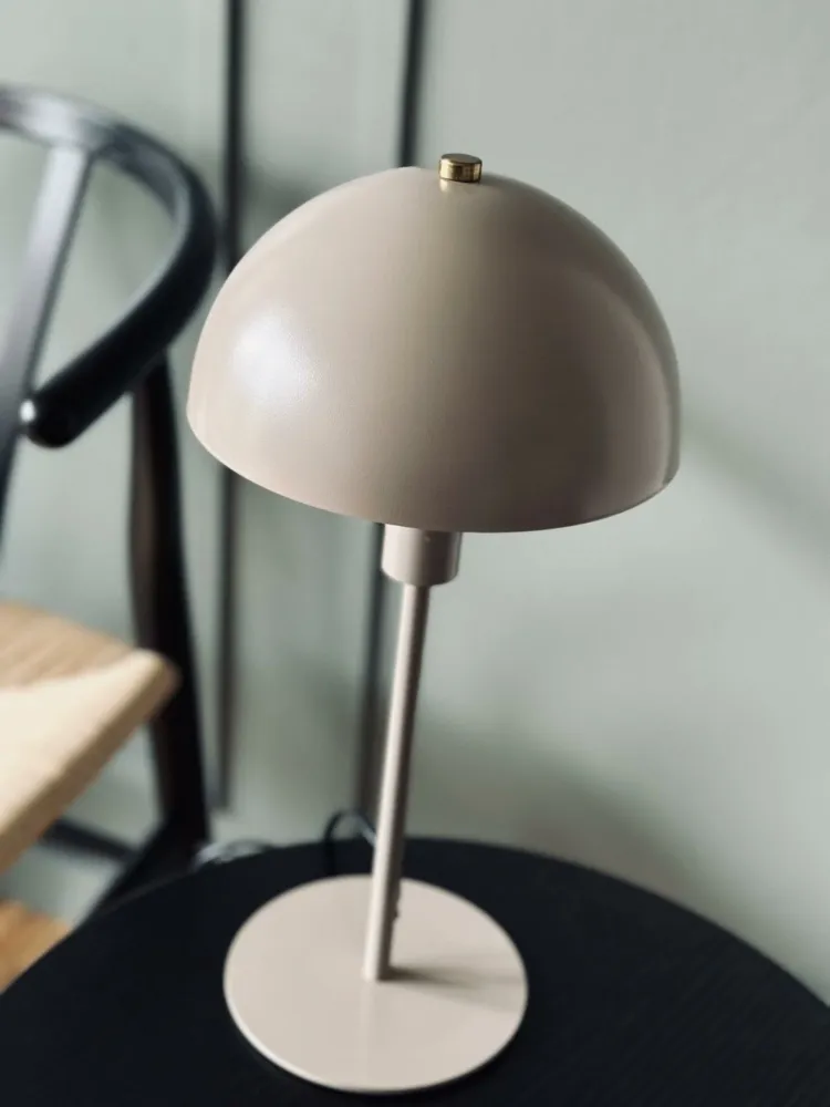 Bordlampe – Beige