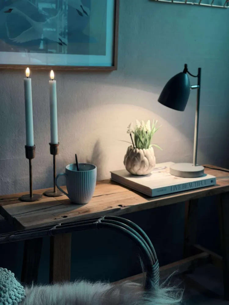 Bordlampe - Grått metall