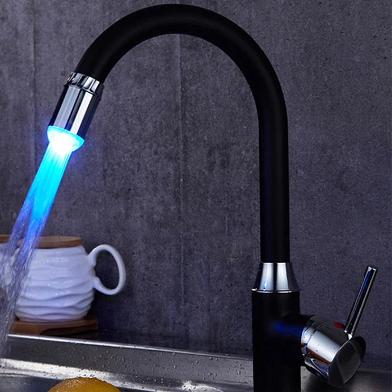 Fargerik vannkran LED - AquaGlow