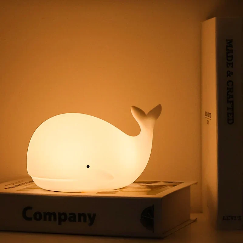 Søt hval-nattlampe med fargeveksling - GlowWhale