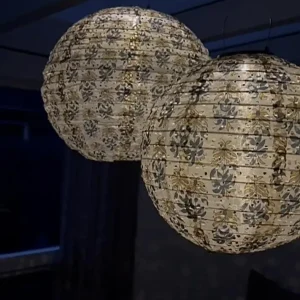 Lampe med solceller – Flower Beige dia 40 cm