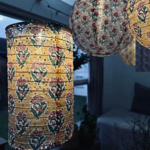 Lampe sylinder med solceller – Flower Orange
