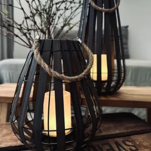 Lanterne med solceller - Dark 30 cm