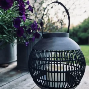 Lanterne med solceller Rattan kule