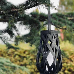 Lanterne med solceller - Svart rattan