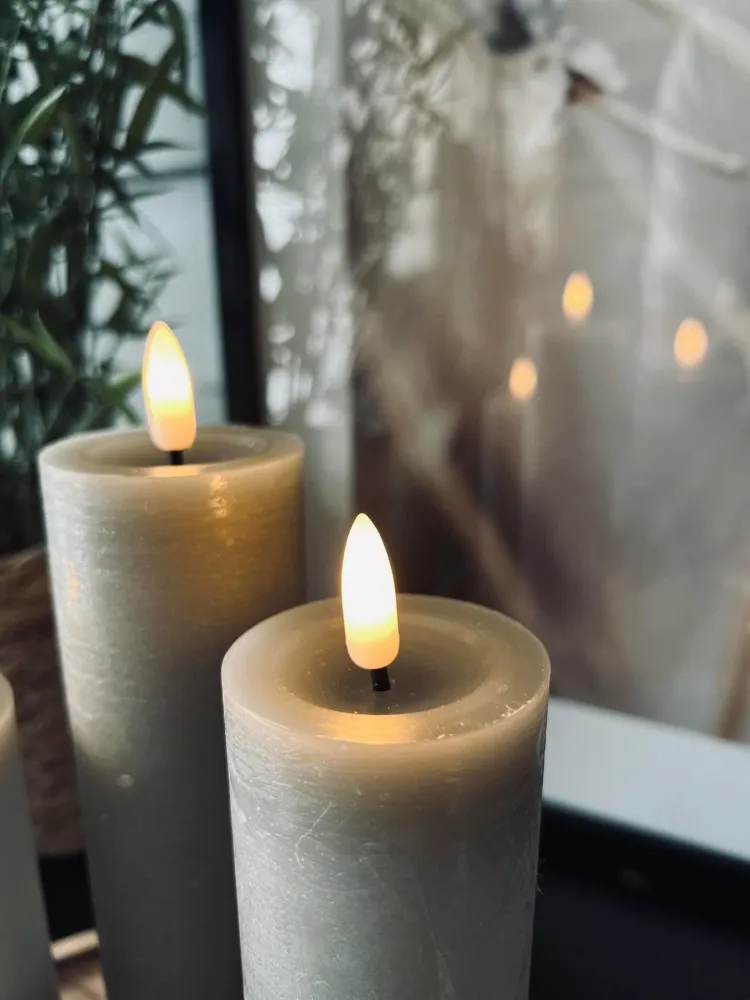 LED Blokklys Grå - Sett av 3 stk med fjernkontroll