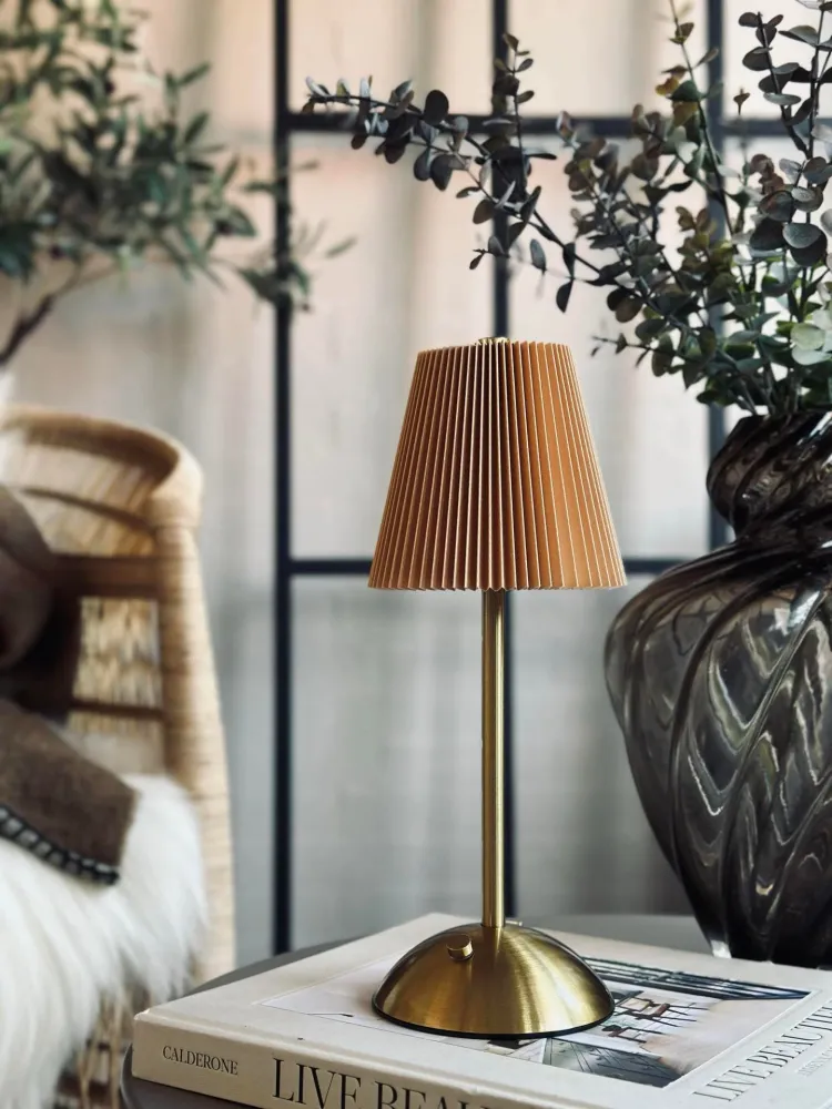 LED bordlampe Plisse´ beige - oppladbar