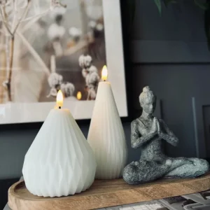 LED Design hvite kjeglelys - Sett med 2 stk. med timerfunksjon