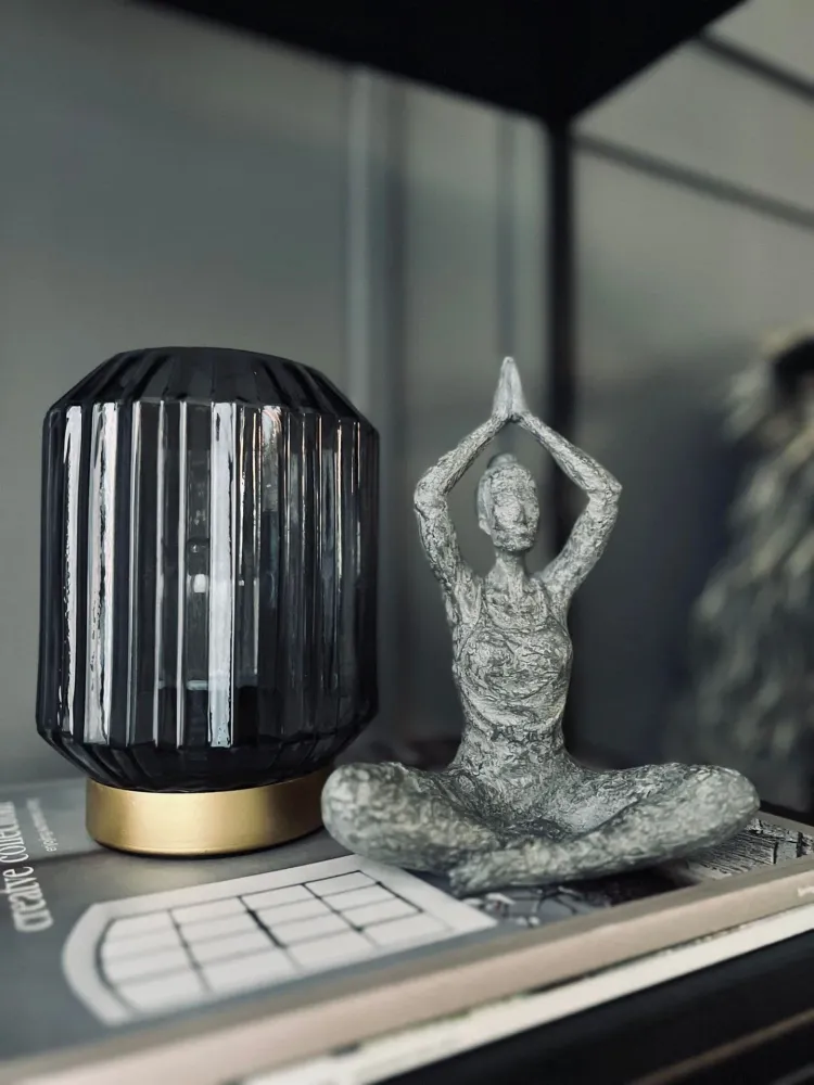 LED-lampe i røykfarget glass - 2. sortering