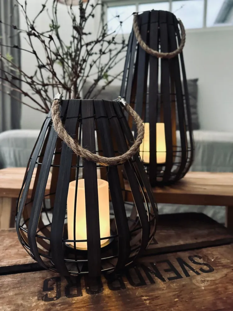 Lykt med solceller – Dark 43 cm