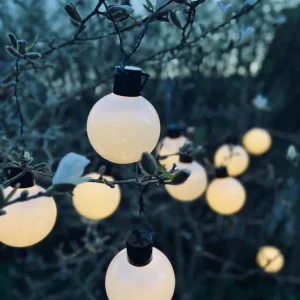 Lyskjede WHITE DOTS - Batteriboks med timer