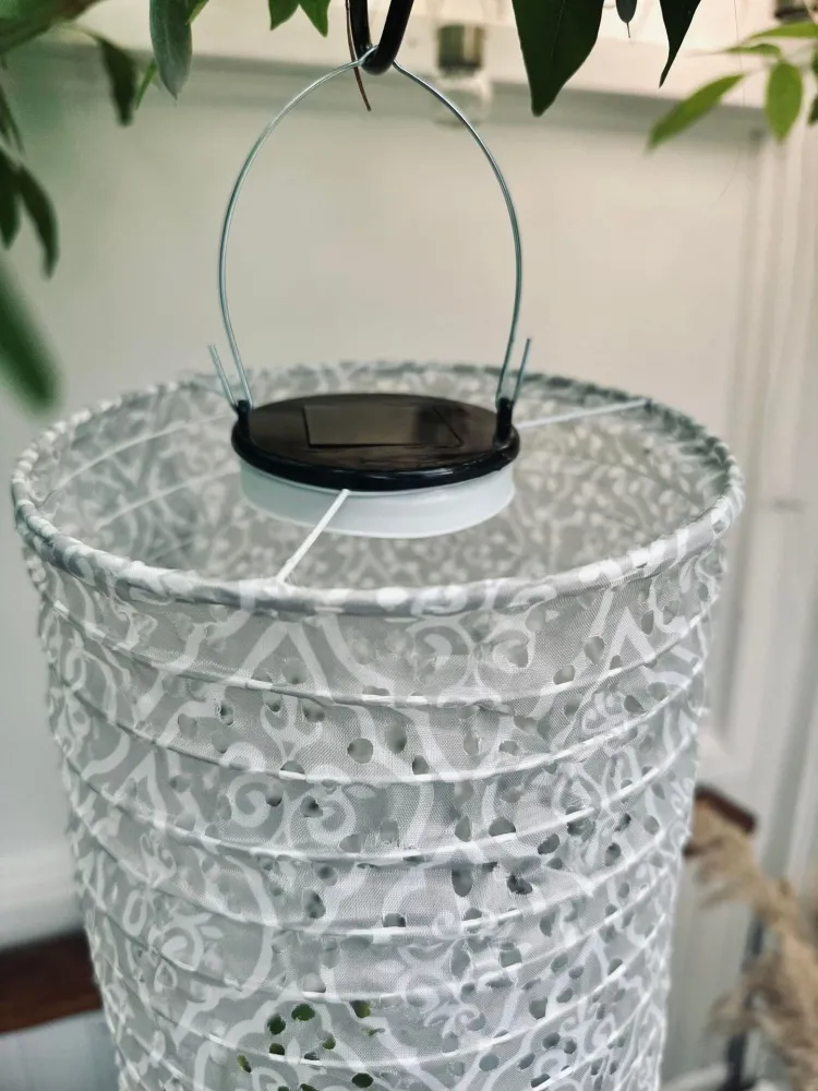 Sylinderlampe med solceller - SUMMER WHITE