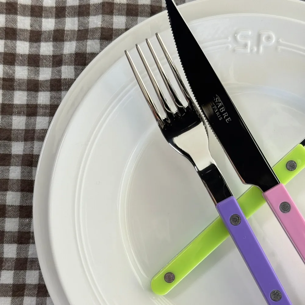 Sabre Cutlery Set Purple