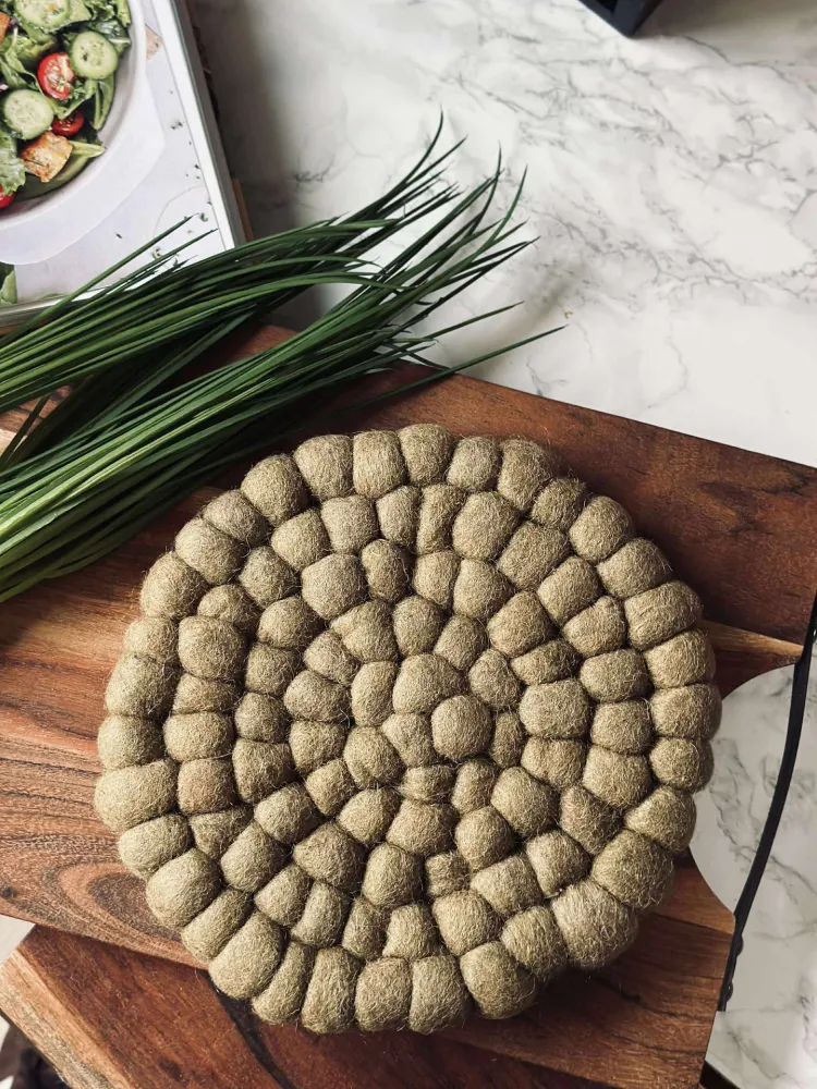 Bordskåner DOTS - Taupe ull
