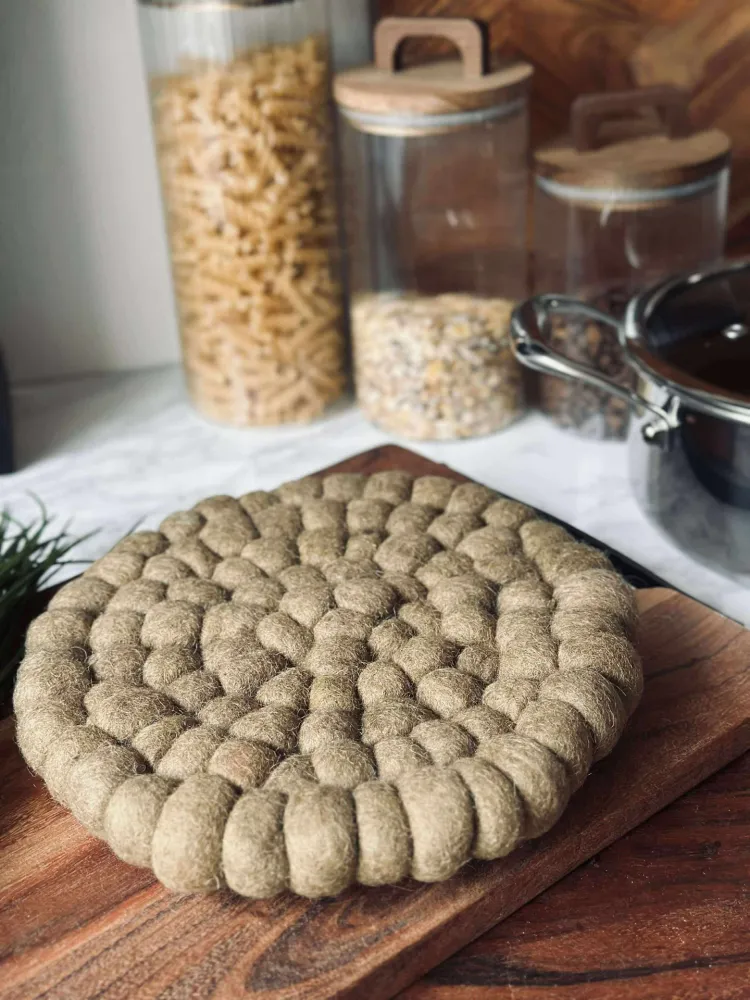 Bordskåner DOTS - Taupe ull