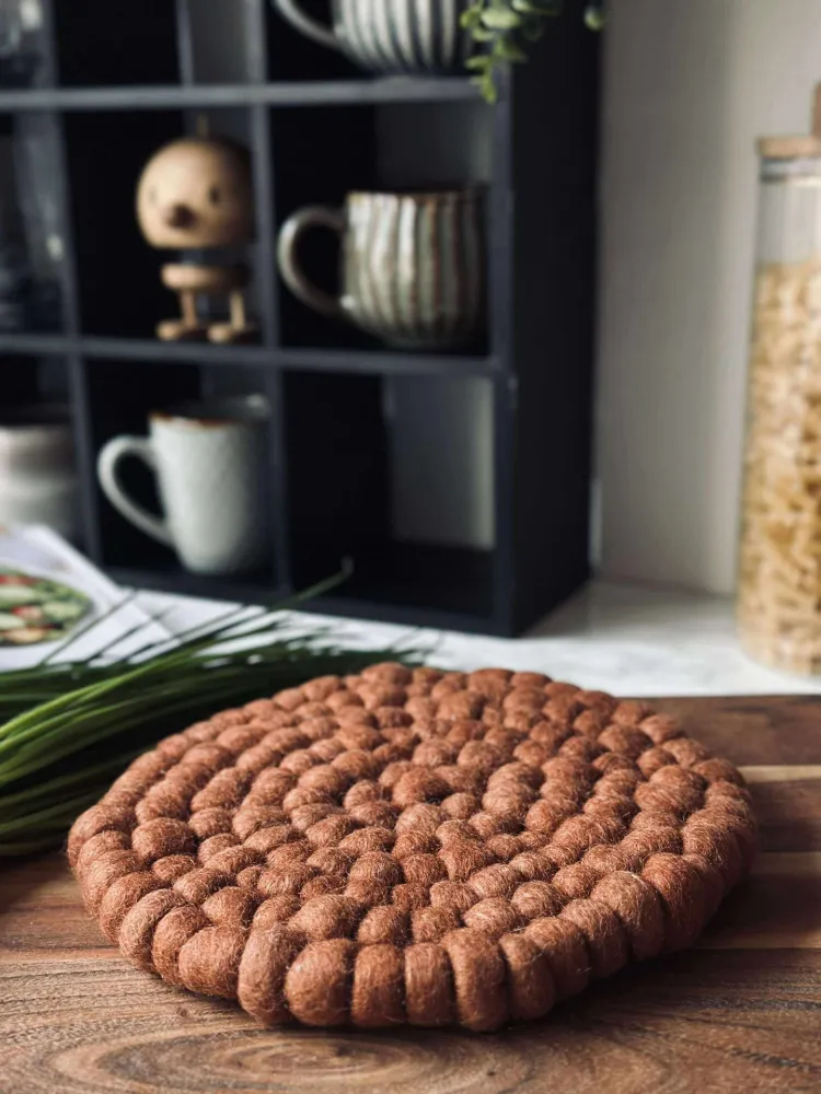 Bordskåner DOTS - Terracotta ull