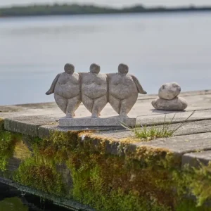Damer på rekke