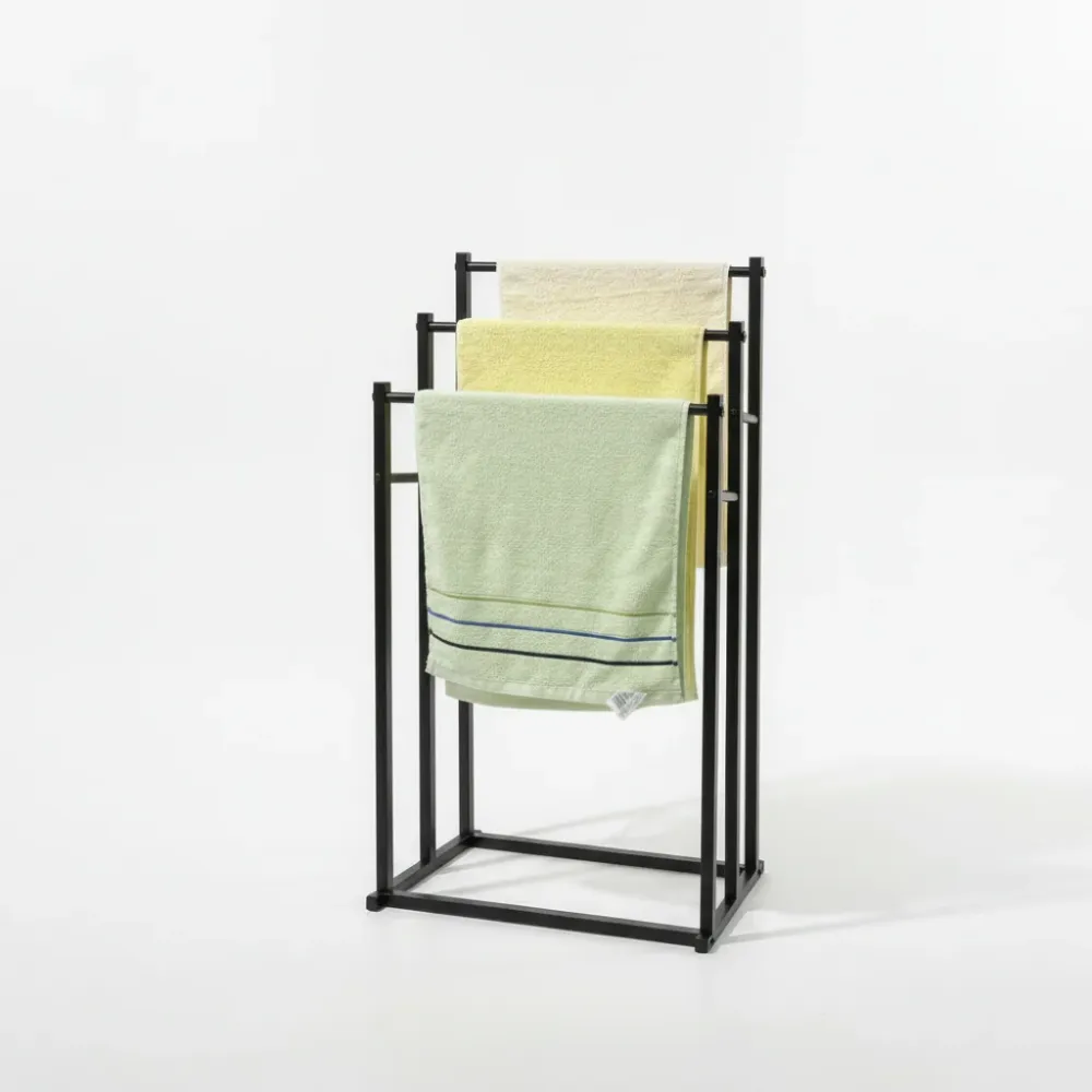 Frittstående håndkleholder i stål - NeatRack