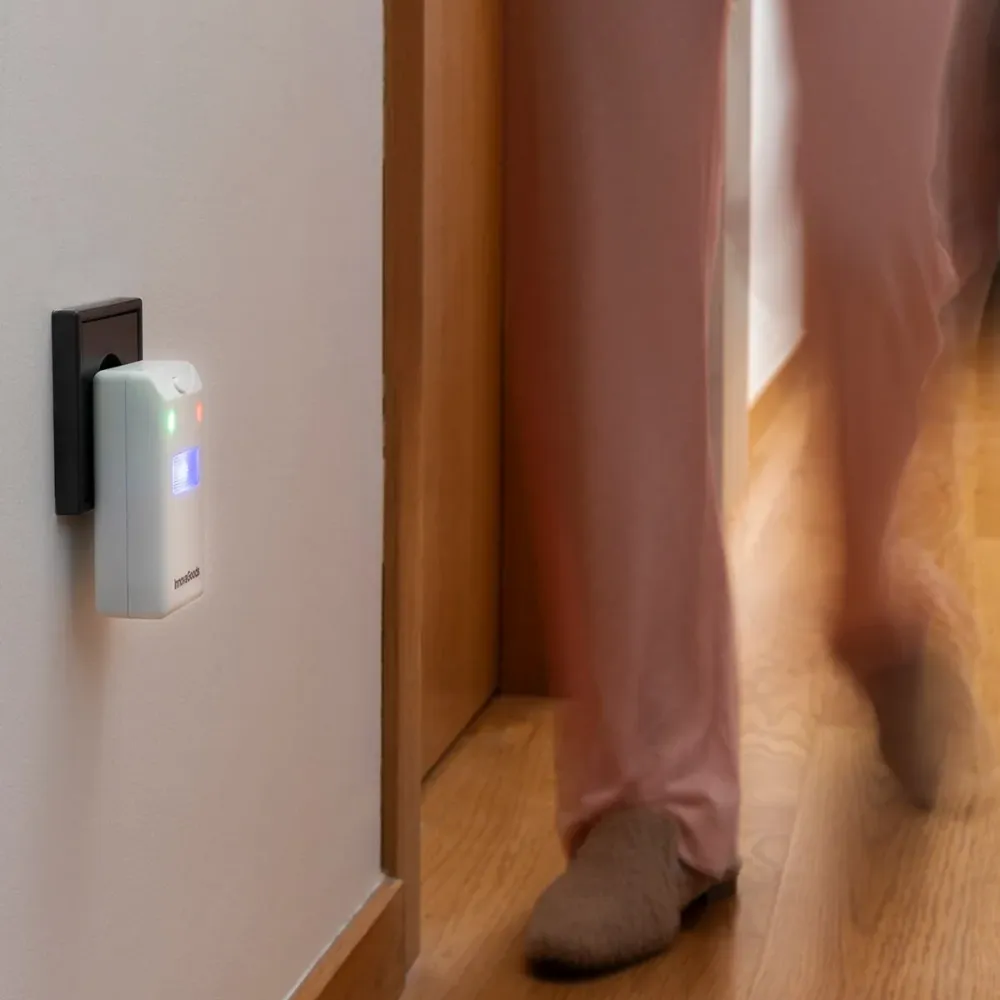 Elektrisk insektsrepeller med LED-lys