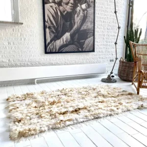 Gulvteppe i håndsydd lammeskinn - 90x150