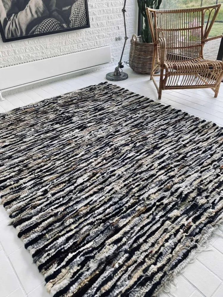 Gulvteppe i lammeskinn - 155x190cm