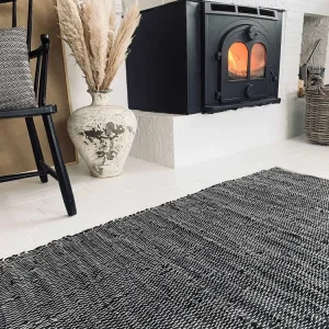 Gulvteppe i skinn med hvit tråd - 70x200cm