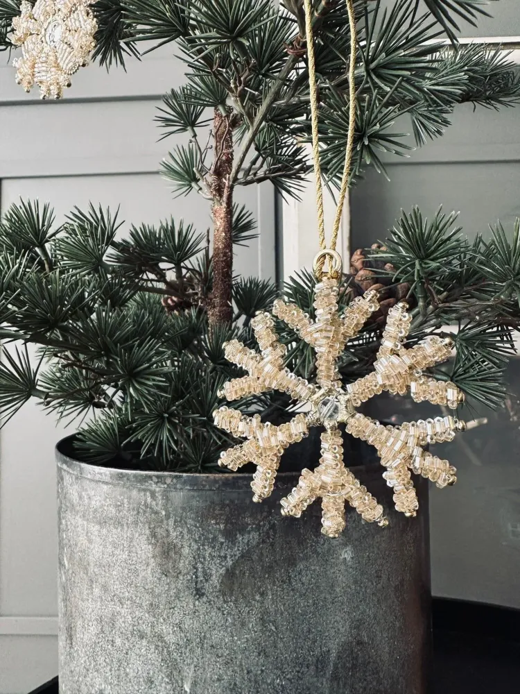 Juleoppheng snøfnugg mix gull 8cm