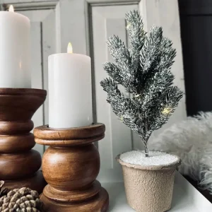 Juletre med snø - inkl. LED-lys