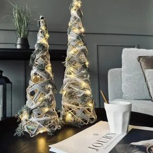 Kjegle med LED-lys og gran - H 40 cm
