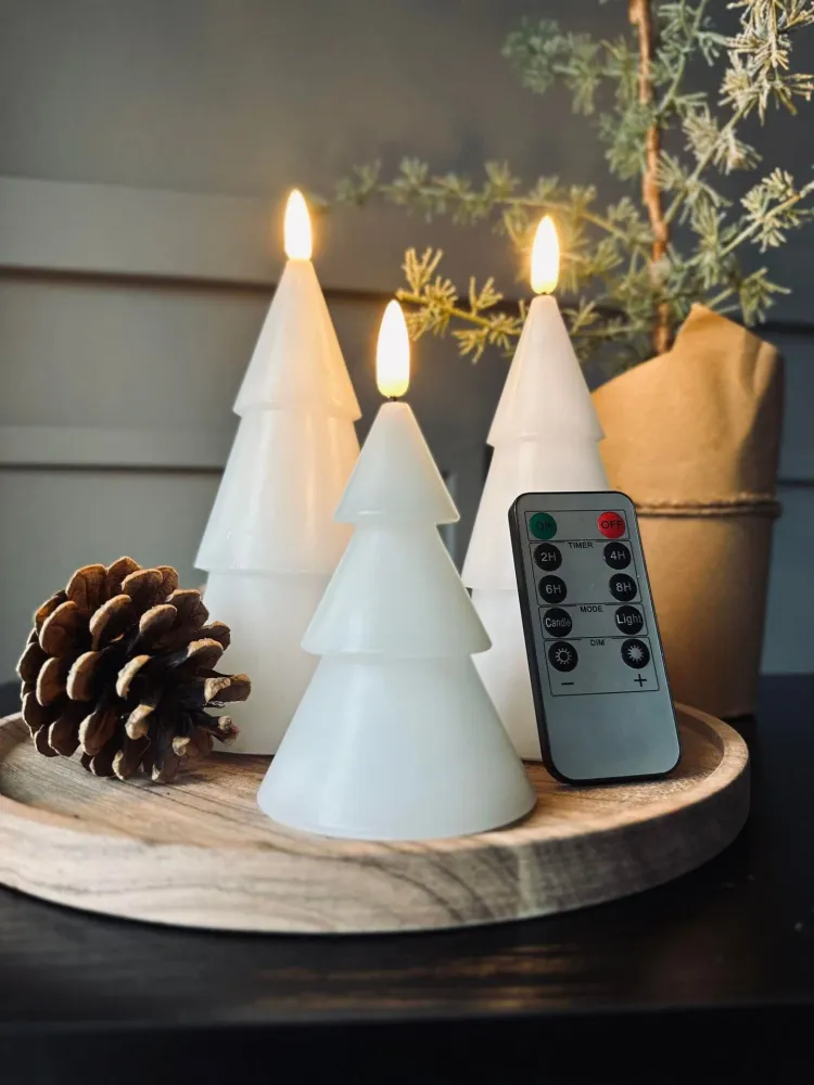 LED Juletre 3 stk m.fjernkontroll Hvit