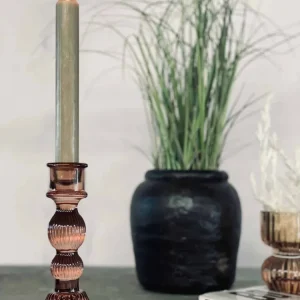 Lysestake i glass – Mellom