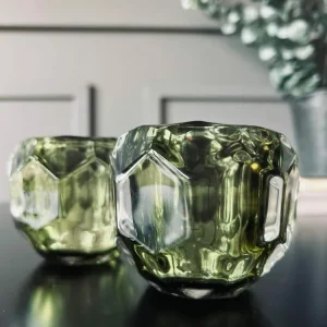 Lysholder med flott effekt - Grønt glass