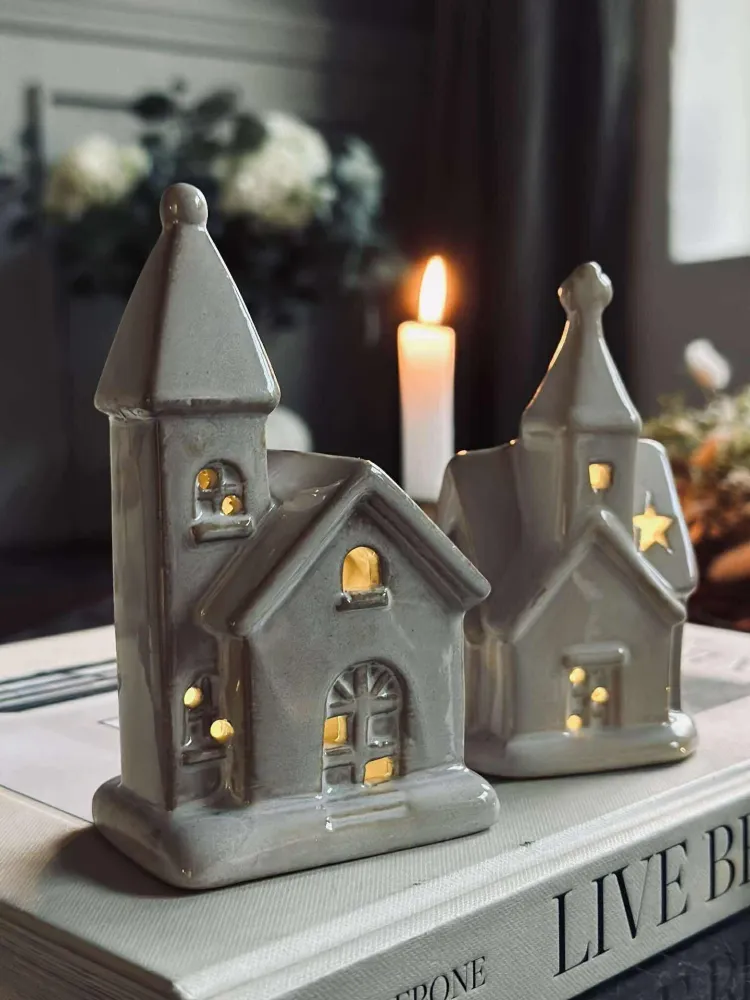 Lyshus Kirke med LED - WHITE MIX