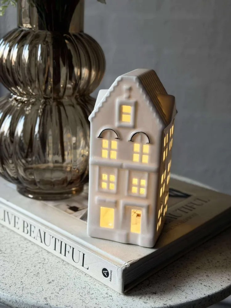 Lyshus med LED - Porselen