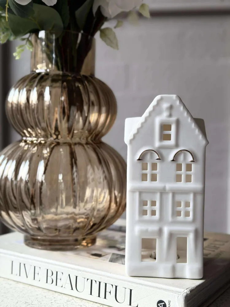 Lyshus med LED - Porselen
