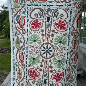 Suzani - brodert bomull