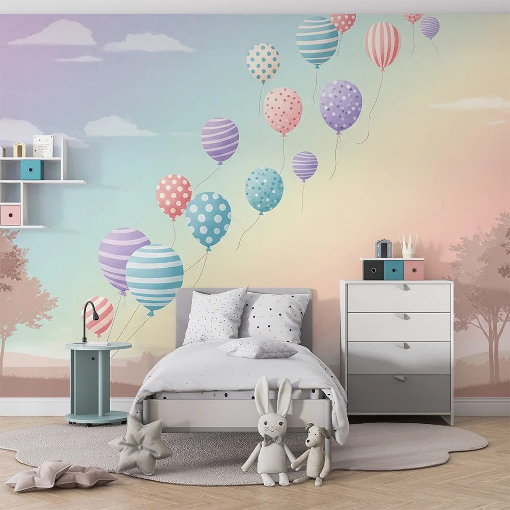 Tapet barnerom | Fargede ballonger som flyter i en pastellfarget himmel