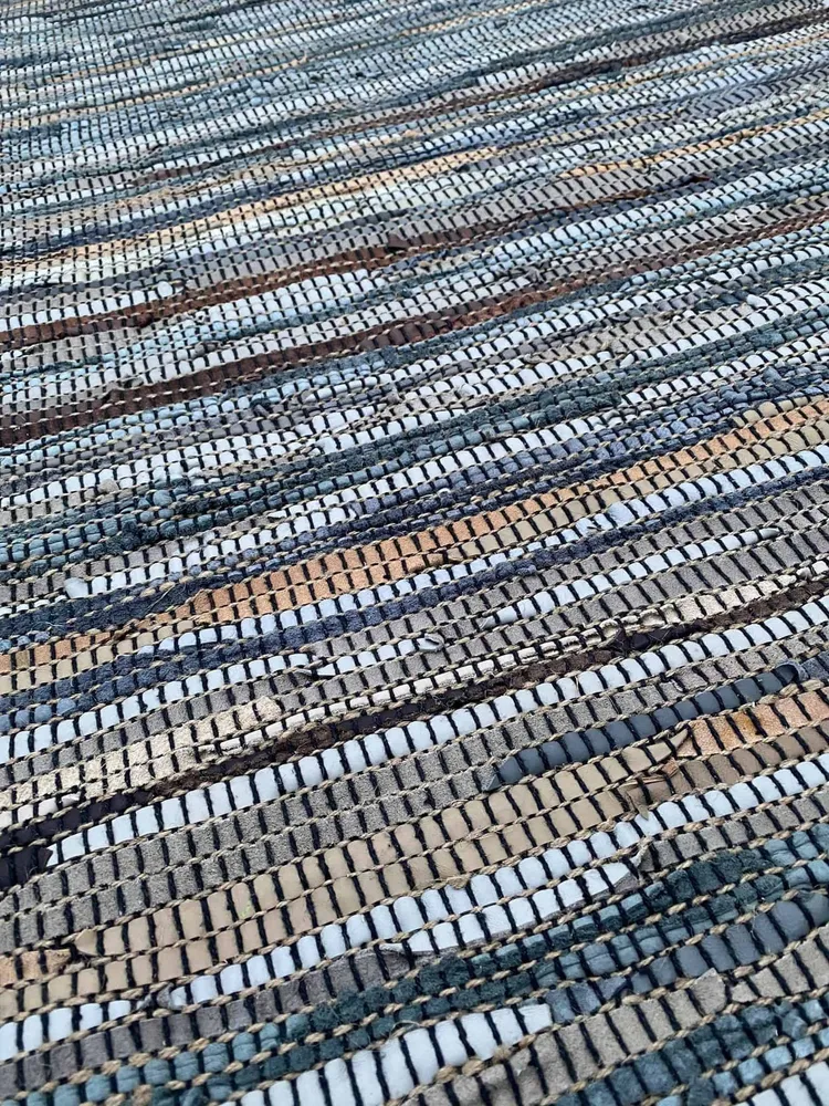 Teppe i skinn - 70x140 cm