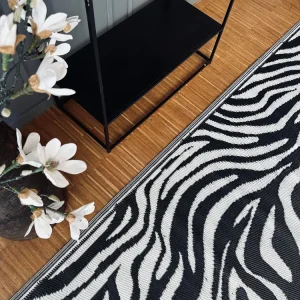 Utendørsteppe - Zebra 240x150