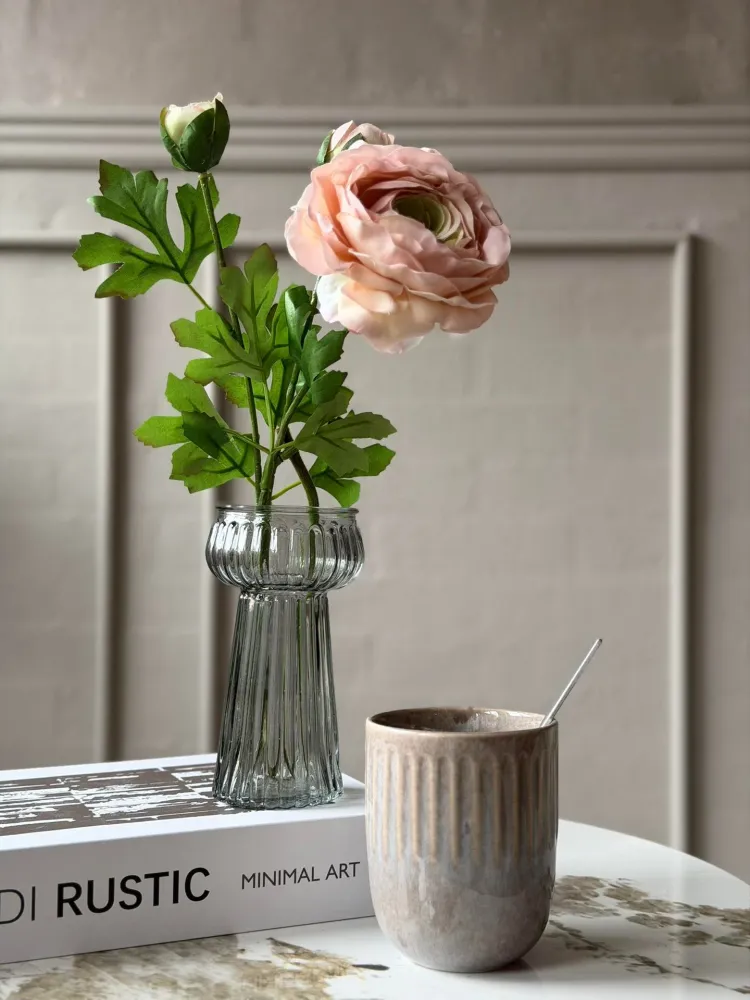 Vase - glass