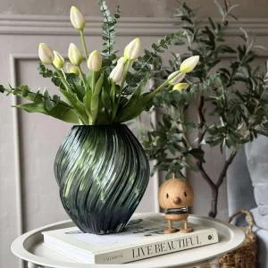 Vase grønn - Munnblåst glass