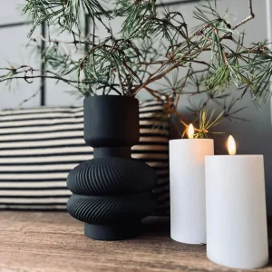 Vase i svart glass