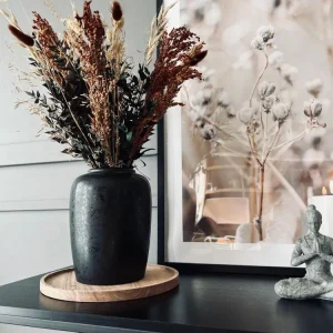 Vase H 20 cm – Svart stentøy