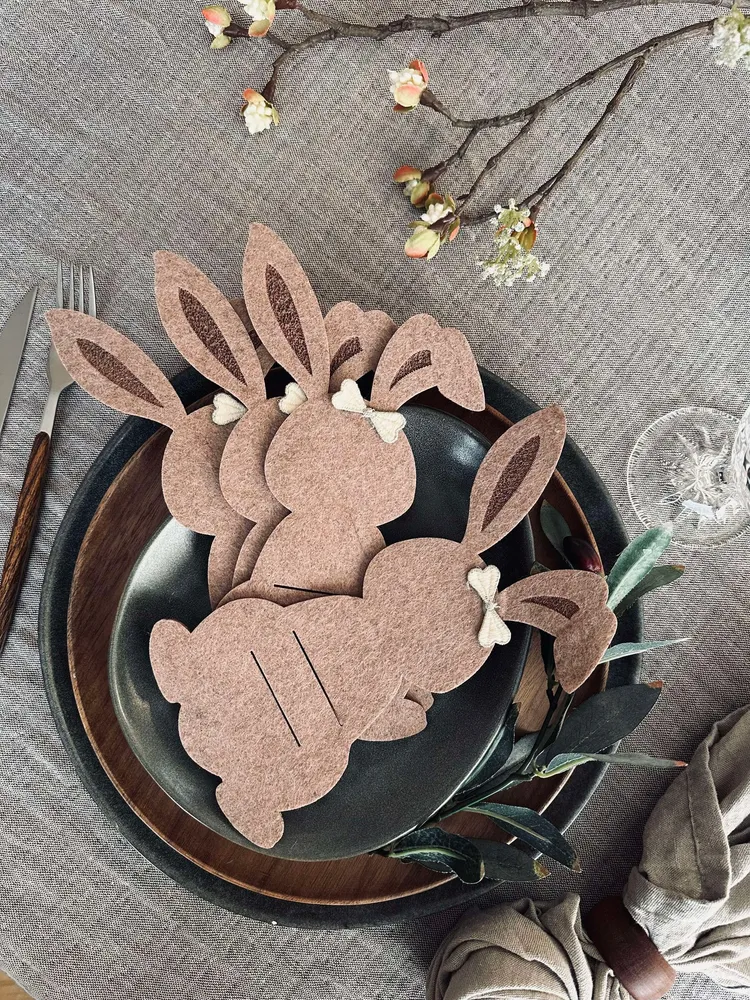 Bestikkholder kanin brown - Sett med 4 stk