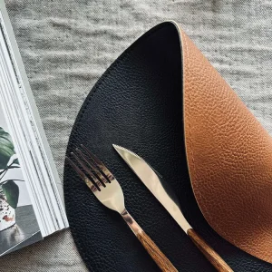 Bordbrikke vendbar - Cognac / svart