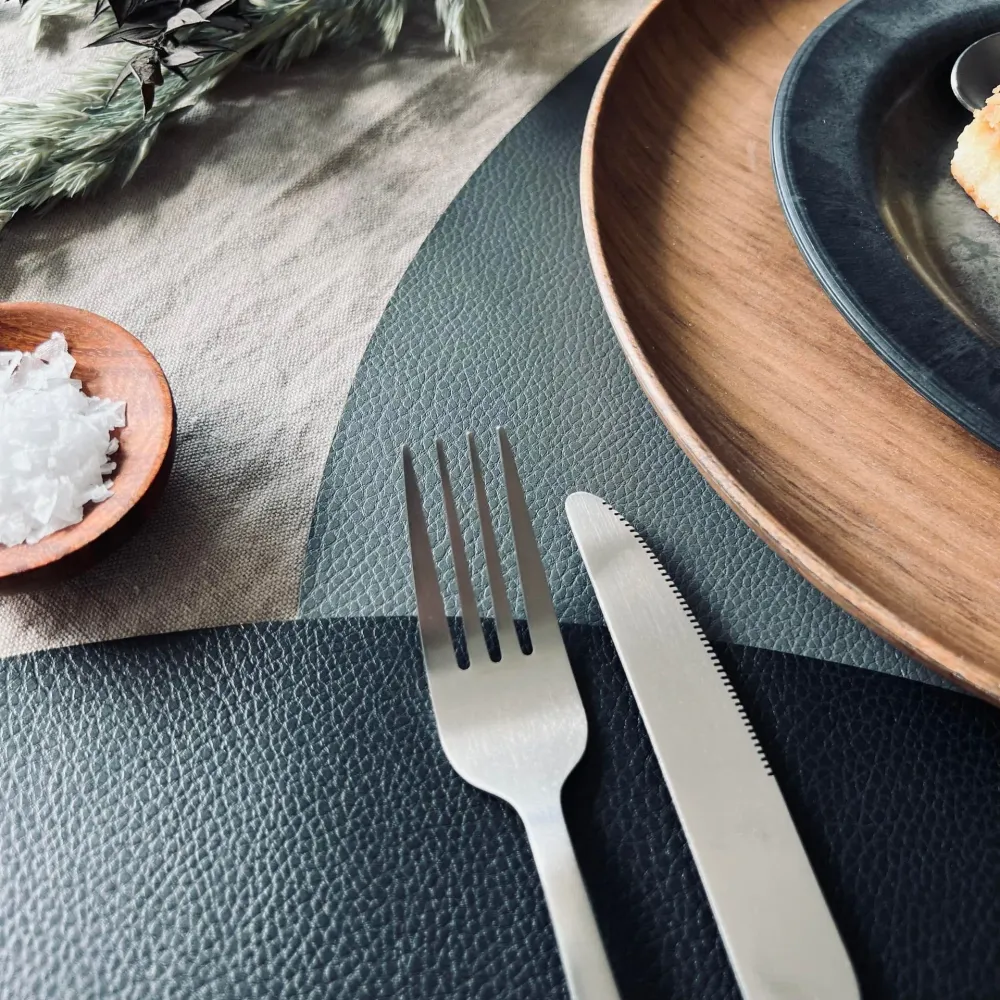 Dekkebrikke - Vendbar Grå / Svart - Oval