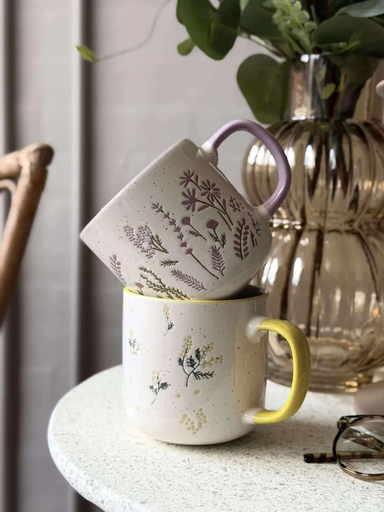 Krus med blomster - MIX