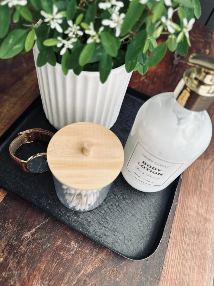 Lysfat / brett Svart Organisk – Square
