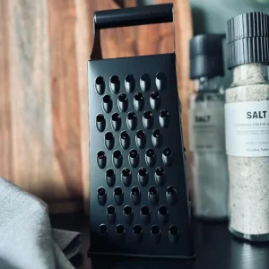 Rivjern Black, Rustfritt stål