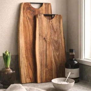 Skjærebrett i oljet akasietre - 38 cm
